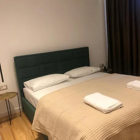 Apartman Serviced Blloku Area *